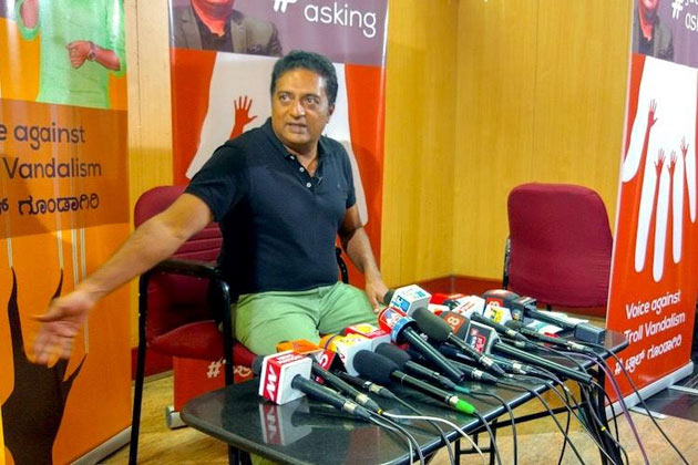 Udayavani discontinues Prakash Raj Column