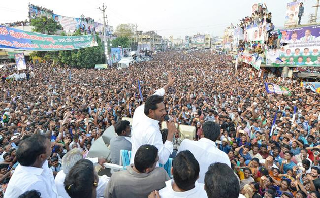 Jagan reveals how Corrupt King goes Nude!