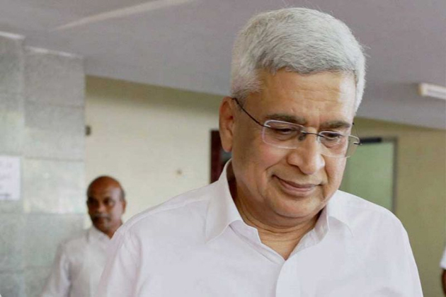 KCRs Third Front Impossible: Prakash Karat