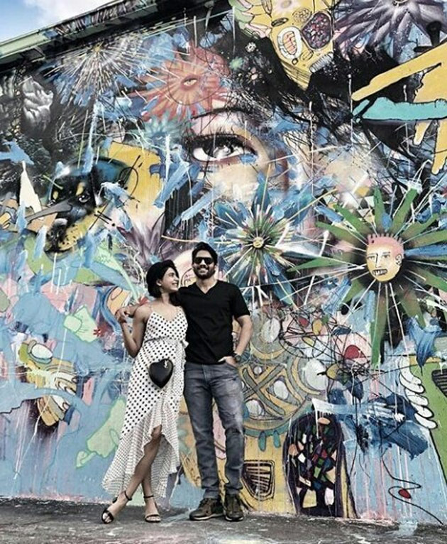 Photo Story: Hot Couple On Miami Roads