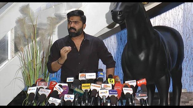 క‌న్న‌డిగులు మ‌న శత్రువులు కాదు: శింబు