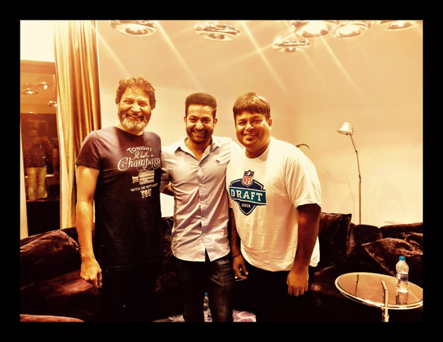 #TTT త‌మ‌న్ ఫుల్ జోష్ లో ఉన్నాడే