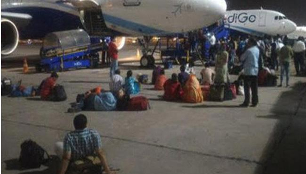 IndiGo Passengers Stranded For 7 Hours!