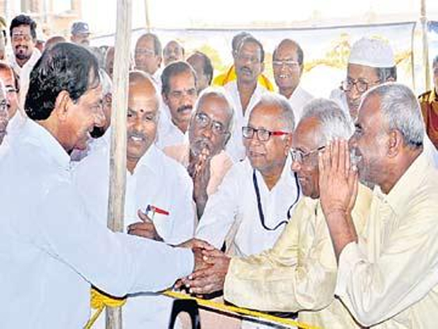 KCRs Sweet Surprise For Childhood Friend