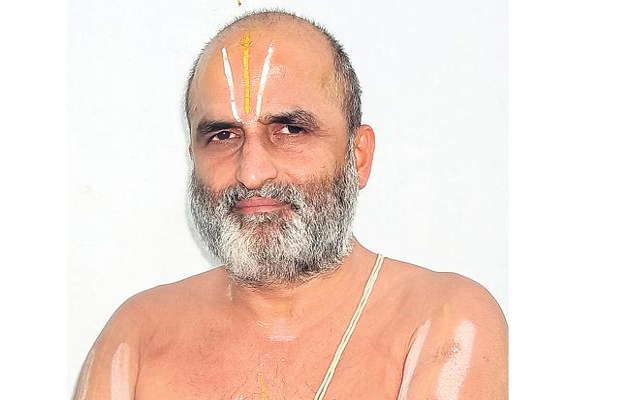 Who Questioned Cabinet Berth For Lokesh?