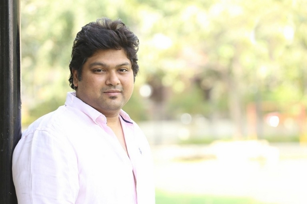 మెలోడీ బ్రహ్మకు తగ్గ వారసుడే మెలోడీ బ్రహ్మకు తగ్గ వారసుడే