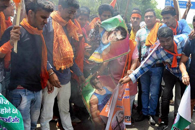 Rs.2 Lakhs For Beating Salman Khan!