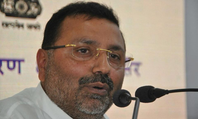 కౌగిలింత రాజ‌కీయం గ‌బ్బు కొడుతుందే..!