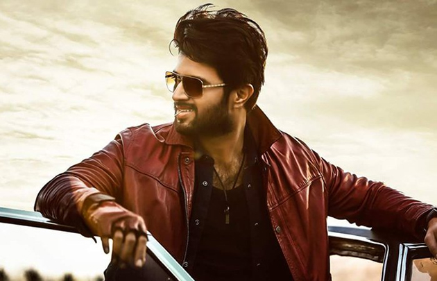 విజయ్ అలా రికార్డ్ సృష్టించాడు!