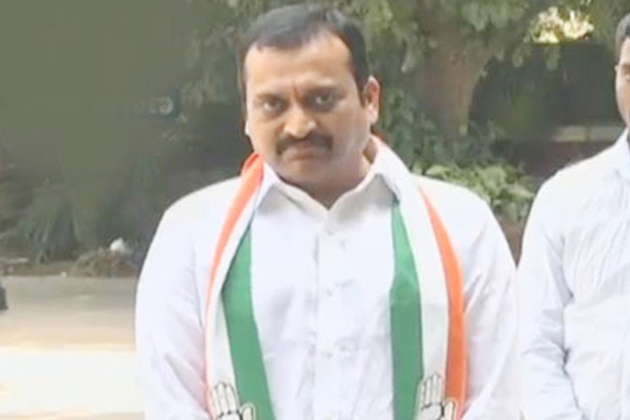 పవన్‌ ను విమర్శిస్తావా అని బండ్లను అడిగితే..