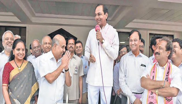 Idhi Chandrababu Dukhanama?: KCR