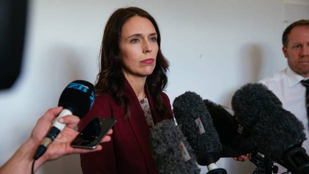 వృధా ఖర్చు పెట్టారని ఆ ప్రధానిని కడిగేస్తున్నారు!! వృధా ఖర్చు పెట్టారని ఆ ప్రధానిని కడిగేస్తున్నారు!!