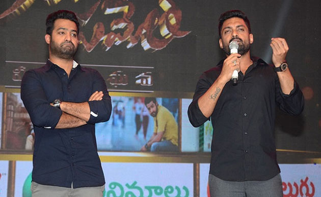 యన్.టి.ఆర్ పై అన్నదమ్ములు మాట్లాడరే..