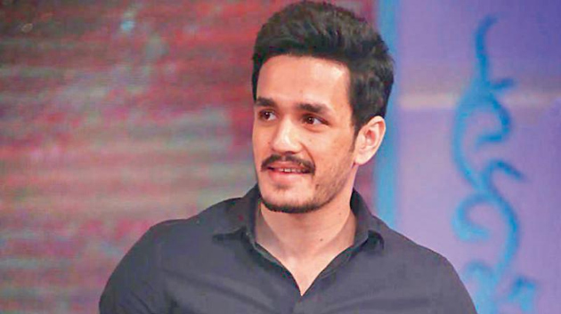 డిఫరెంట్ అని ప్రూవ్ చేసిన అఖిల్!