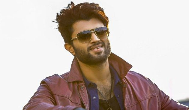 ట్రైల‌ర్‌: ట్యాక్సీలో దెయ్యం