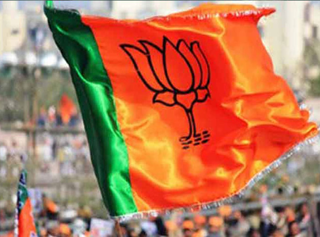 Indias Richest Party Earns 1000 Cr!