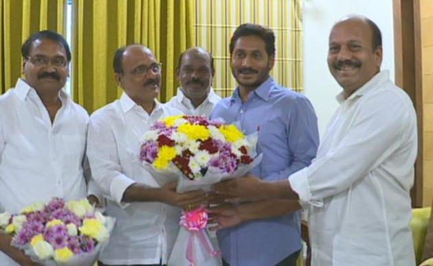 వైసీపీ గూటికి మేడా..గంజాయి వ‌నం నుంచి బ‌య‌ట‌కు వ‌చ్చా