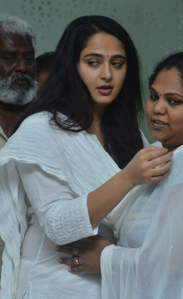 Anushkas Weight Loss Is A Joke?