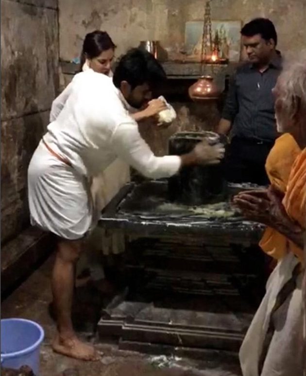 Upasana Exposes Devotional Side of Mr C