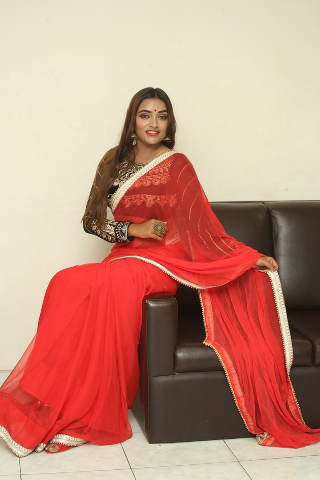 Asi Roy Photos
