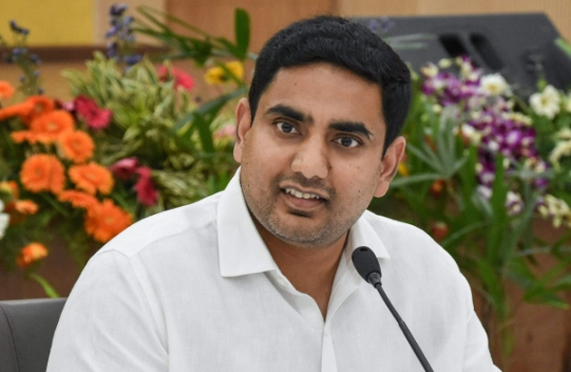 ఏంది లోకేశ్.. ఈ చిన్న విష‌యం కూడా ఈసీ చెప్పాలా?