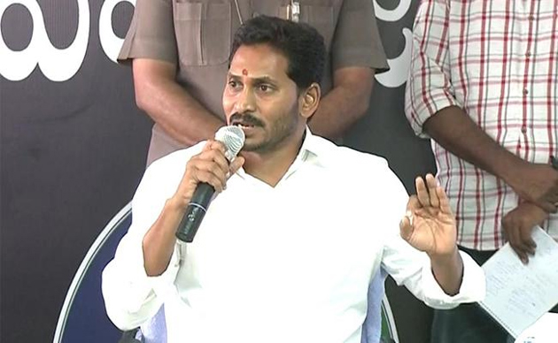 Pro-TDP TV Channel Tries To Get Pally With YS Jagan