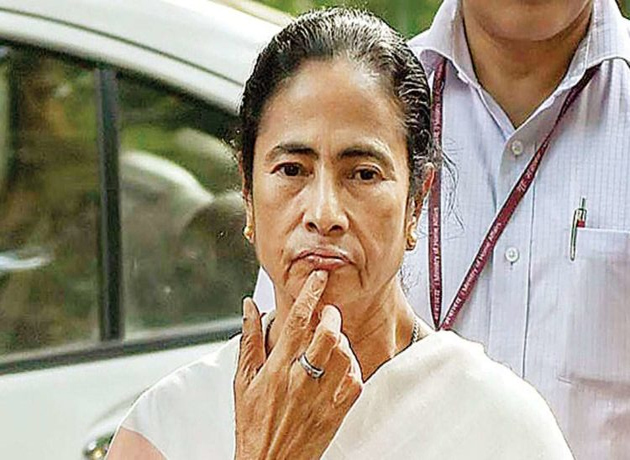 సినిమాను అడ్డుకునే హక్కు మీకు ఎక్కడిది?