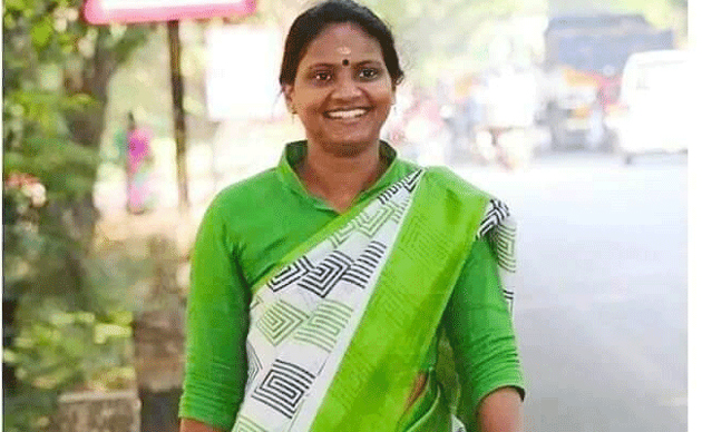 రాహుల్ నమ్మకాన్ని నిలబెట్టిన కూలీ కూతురు