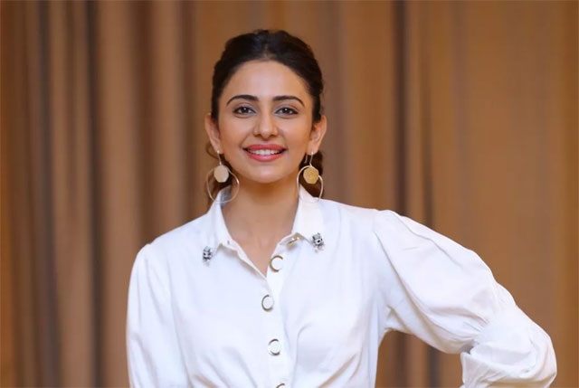 Rakul Fans Unhappy with Manmadhudu 2 Teaser Rakul Fans Unhappy with Manmadhudu 2 Teaser