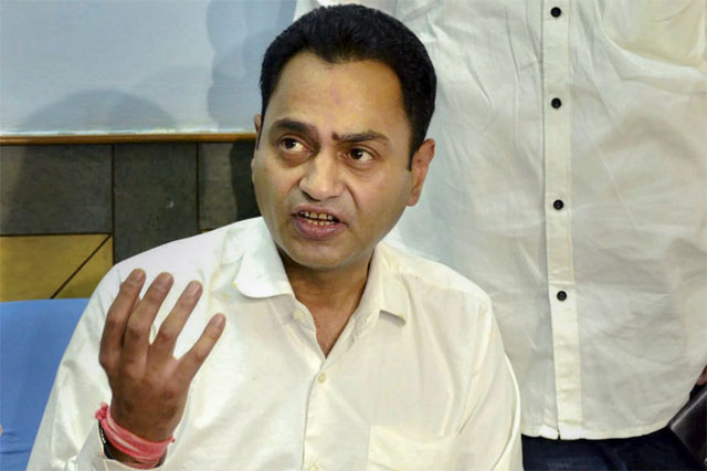 ఆ సీఎం కొడుకు లోక్‌ సభలో కుబేరుడు