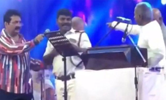 Star Musicians Harsh Behaviour With Security Guy