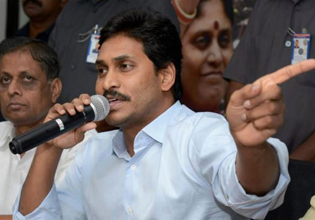 పాద‌యాత్ర హామీ మ‌రొక‌టి తీర్చేసిన జ‌గ‌న్‌!