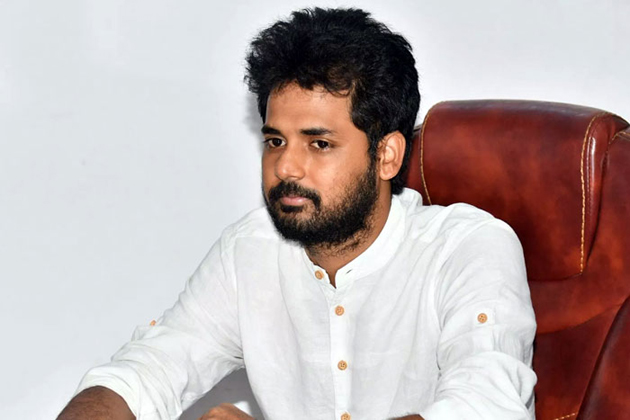 Young Director Signs A Deal With Popular Banner