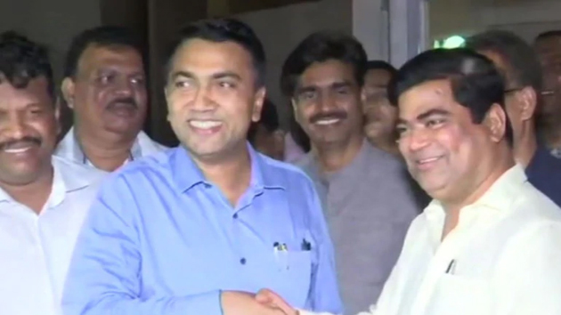 Crisis Deepens: 10 Cong MLAs Jump Into BJP!