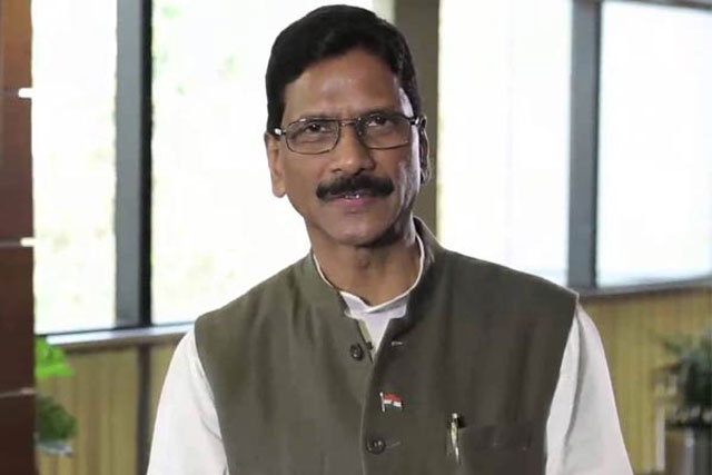 పెద్ద‌చేప జంపింగ్‌ను మిస్ చేసుకున్న బీజేపీ