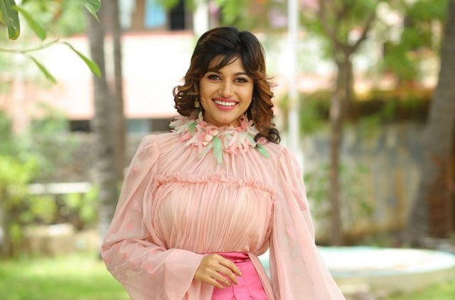 Sensational Tamil Girl Avoids Marriage Sensational Tamil Girl Avoids Marriage