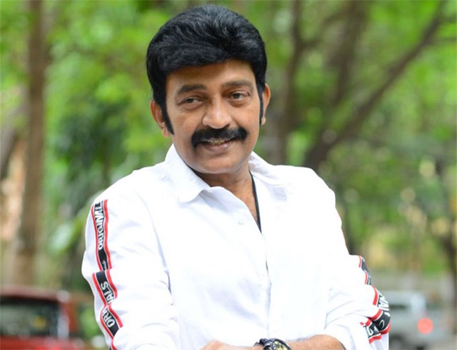 ఆ సీక్వెల్ కి రిస్క్ చేస్తారా ?