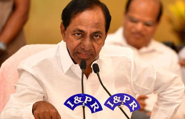IS KCR Playing a Mind Game On BJP?