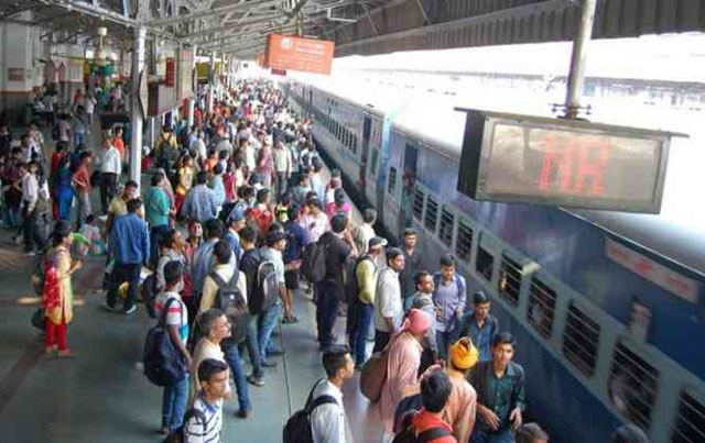 రైలు ప్రయాణికులకు మోడీ షాకిస్తున్నారే.?