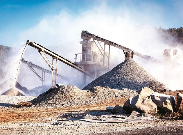 ఇసుక కష్టం..రాతిని ఇసుకుగా మార్చి..!