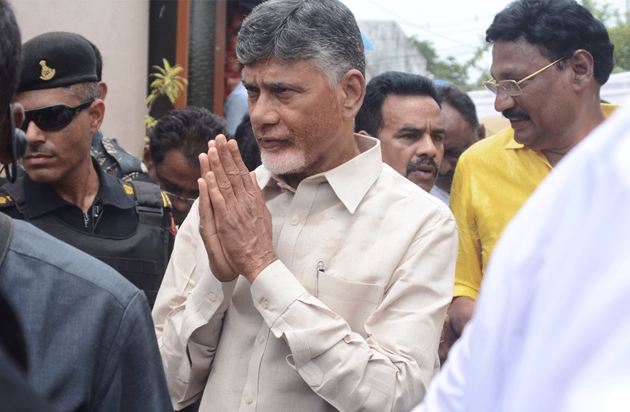 ఇక రోడ్ల మీదే చంద్రబాబు..!