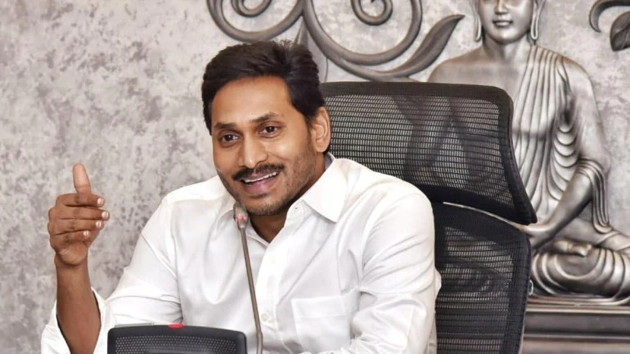 ఒక్క యాడ్ తో మోడీకి తానేమిటో చెప్పేసిన జగన్