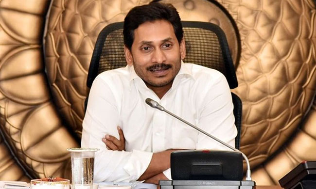 గ్రామ వలంటీర్లకు జగన్ దసరా కానుక