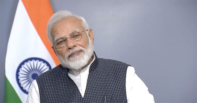 మోడీ వలవేశాడు..ఈయన చిక్కాడు..