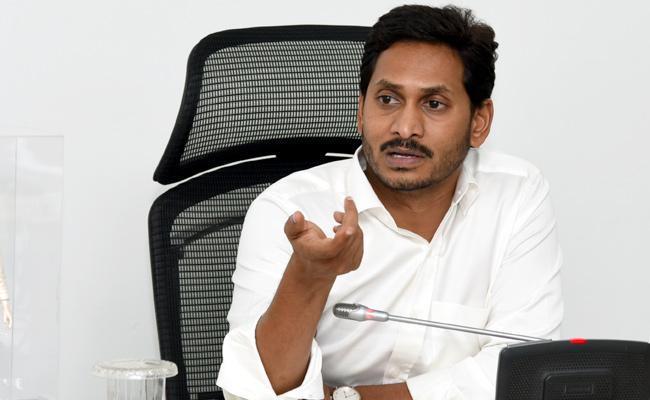 విశాఖ నుంచి పాలన కు ముహుర్తం రెఢీ అయ్యిందా?