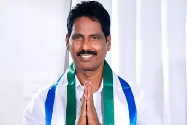 మళ్లీ పోటీచేయను...అన్న ఎమ్మెల్యే బ్యాగ్రౌండ్ తెలుసా?