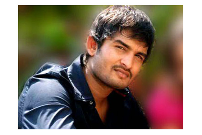 గుండెపోటుతో తెలుగు హీరో మృతి