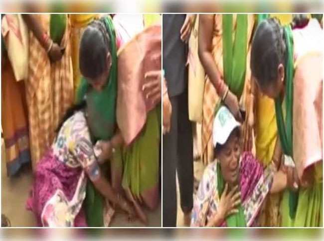 తెలంగాణ ఎమ్మెల్యే కాళ్లపై పడిన అమరావతి రైతు