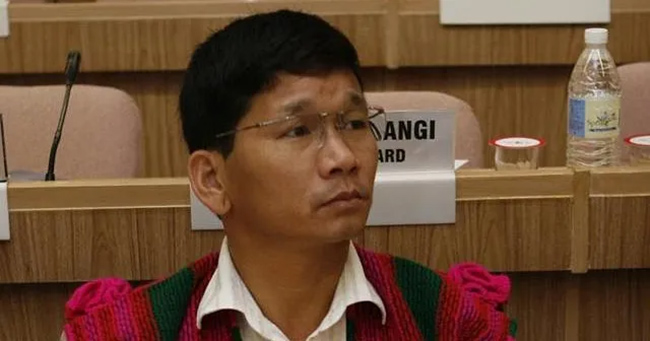 మాజీ సీఎం కొడుకు అనుమానాస్పద మృతి  ..హత్య ?ఆత్మహత్య !