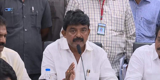 సచివాలయం లోనే.. మంత్రి ఫోనే పోయింది